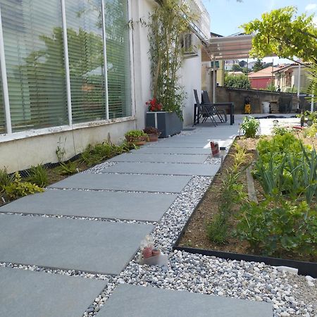 Active Apartments Koper Bagian luar foto