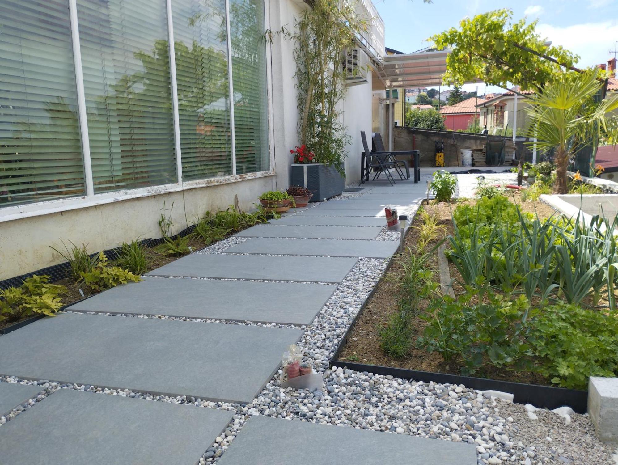 Active Apartments Koper Bagian luar foto